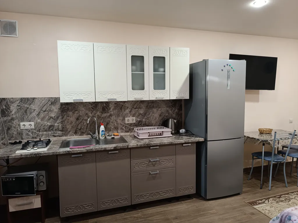 Коттедж Уютный домик-студия, утопающий в зелени — Геленджик