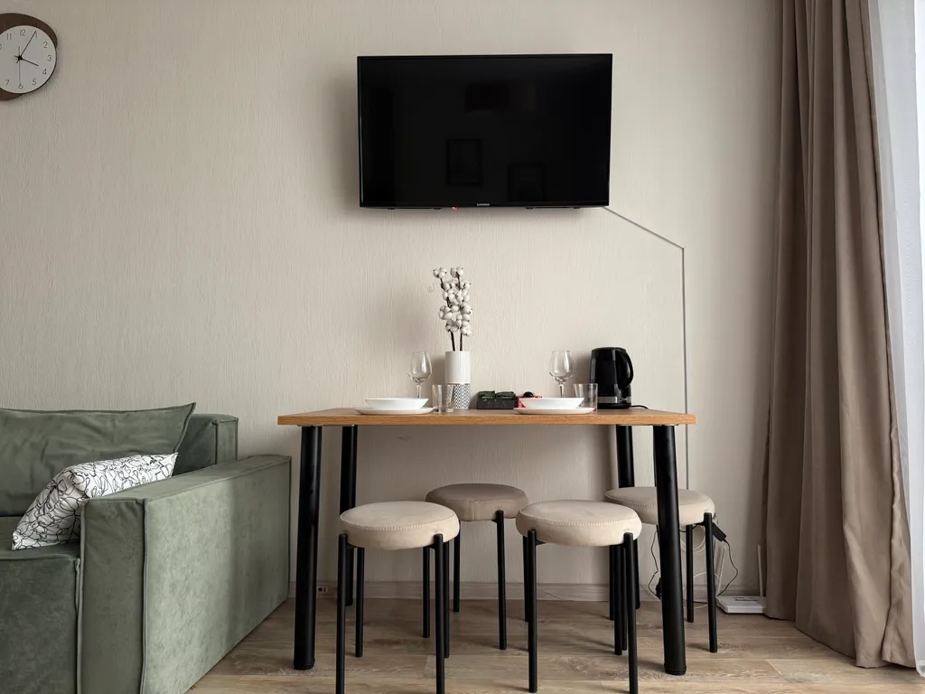 Квартира Квартира Красивая студия, с шикарным видом на Планету — Красноярск