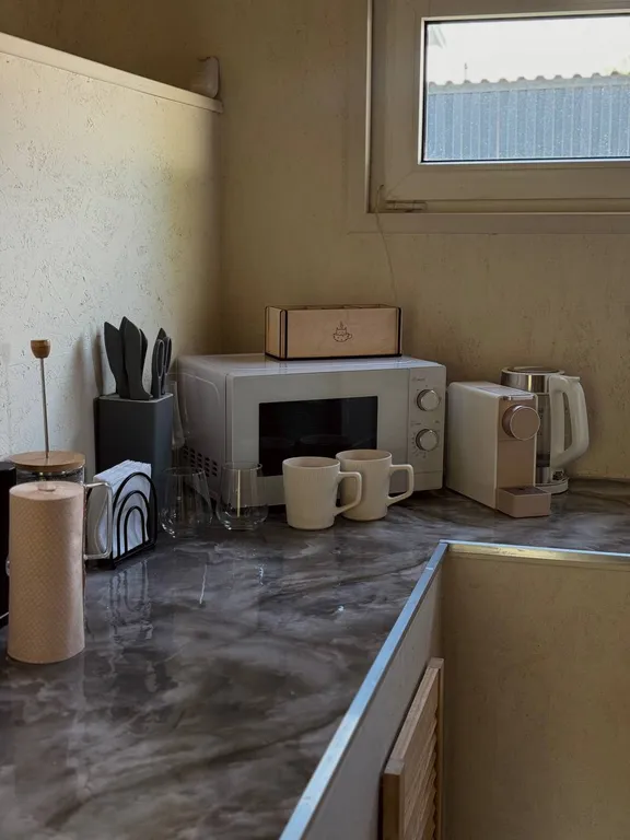 Домик у озера