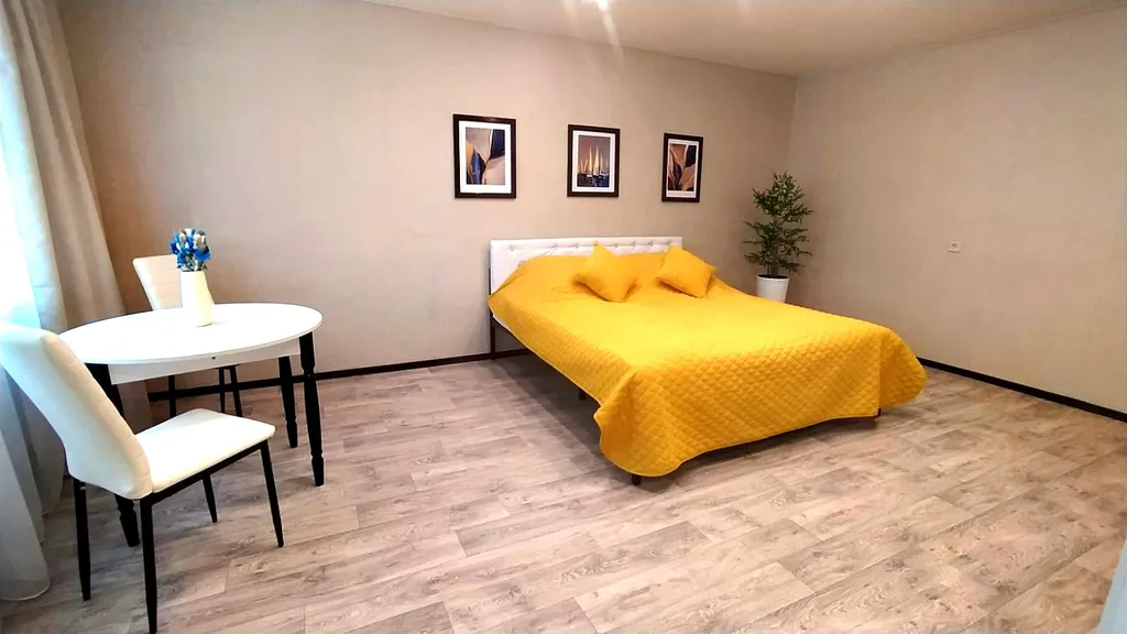 Квартира Студия в центре — аренда посуточно в Мирный