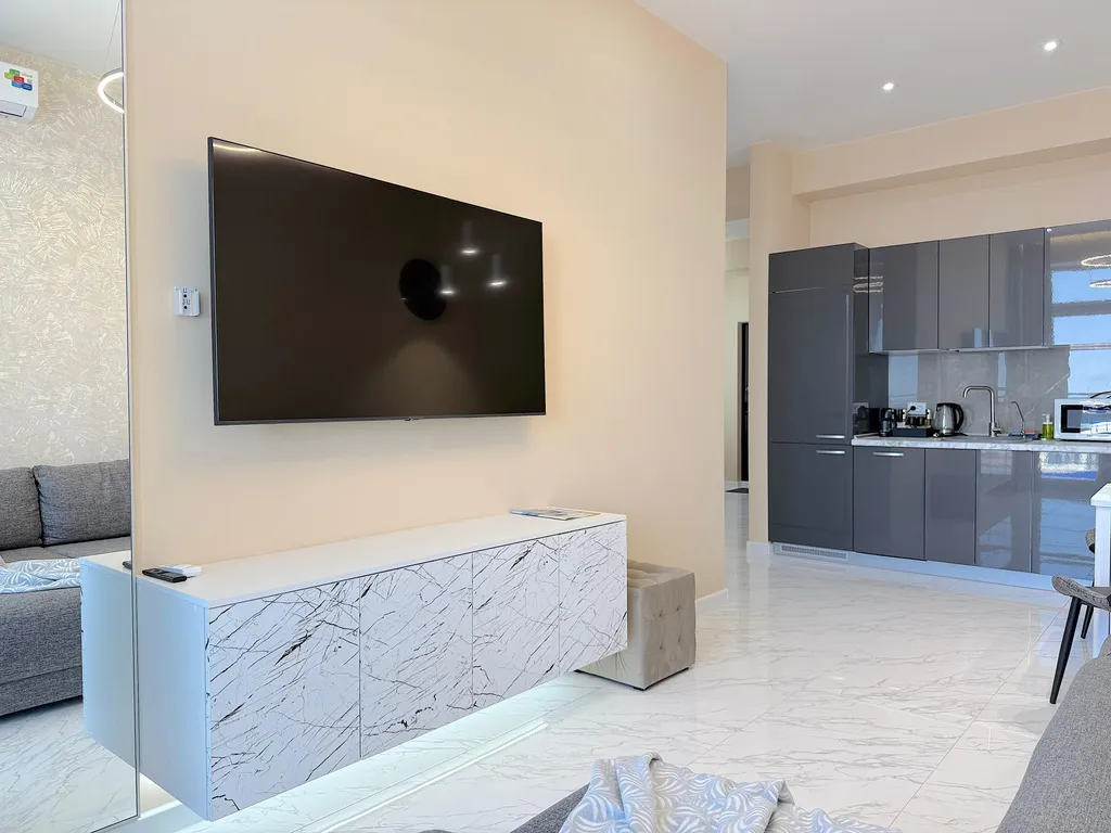 Апартаменты Двухкомнатные Акваделюкс с бассейном и видом на море