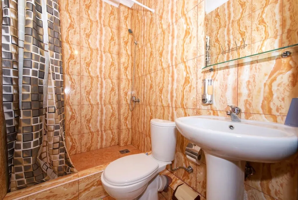 Апартаменты 8,10 с кухней и балконом с видом на горы