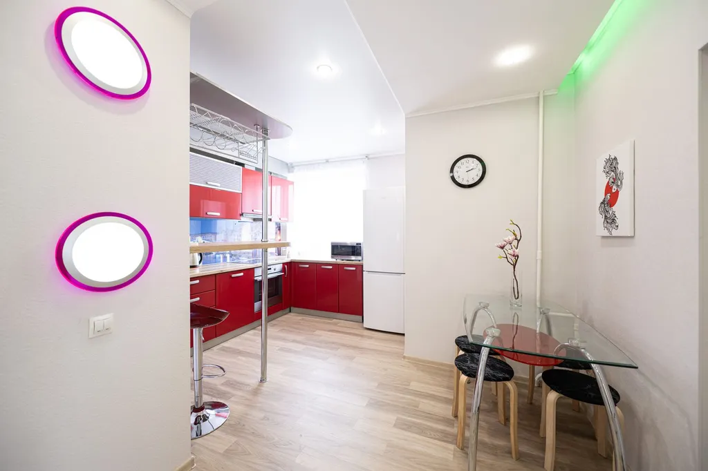 Комфортная квартира на площади Революции