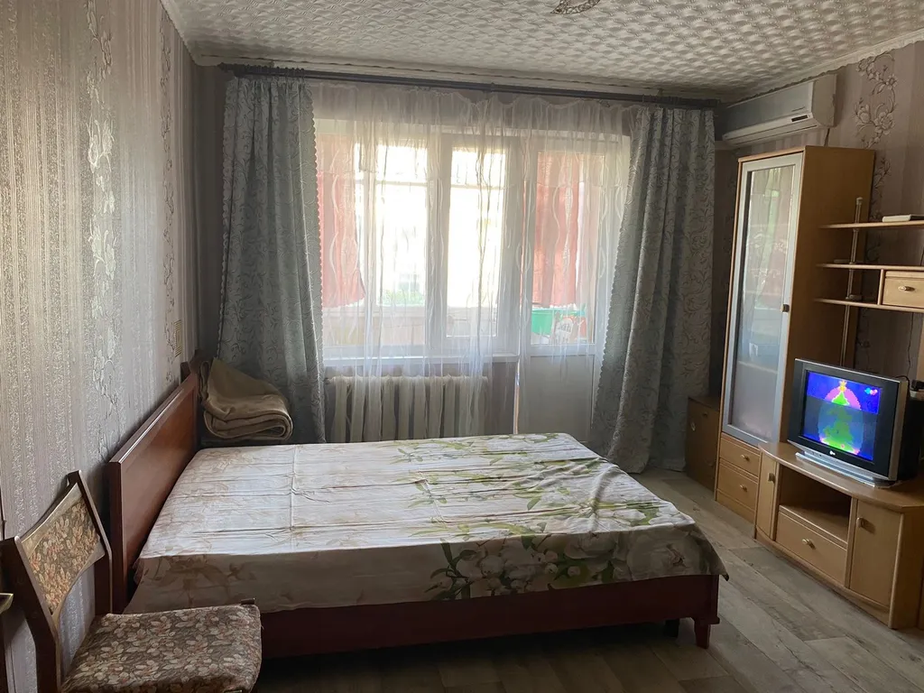 Квартира 2-комнатная Квартира — Евпатория