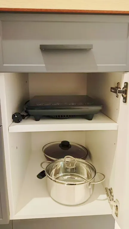 Современная, новая студия возле Краевой больницы