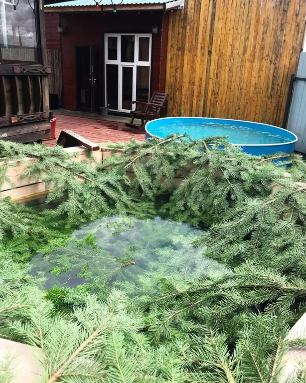 Коттедж с баней и чаном у озера