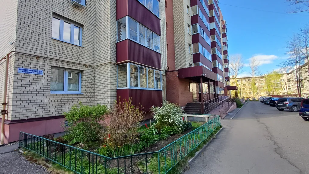 Уютная чистая квартира у Арена 2000 от собственника