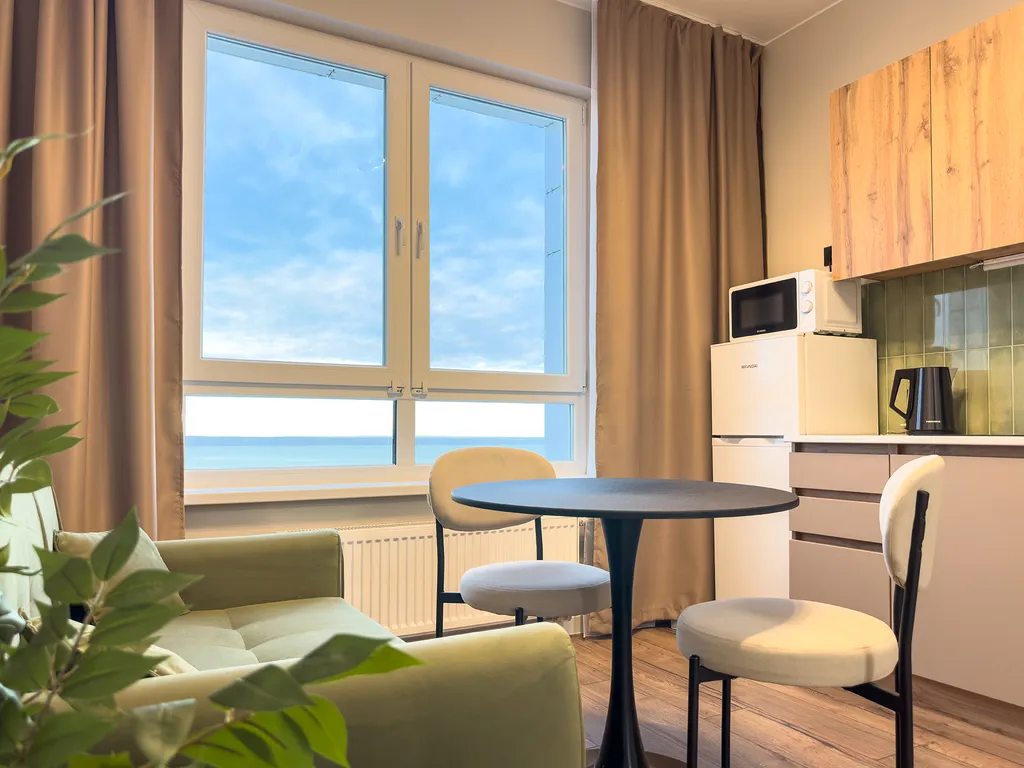 Однушка с видом на озеро