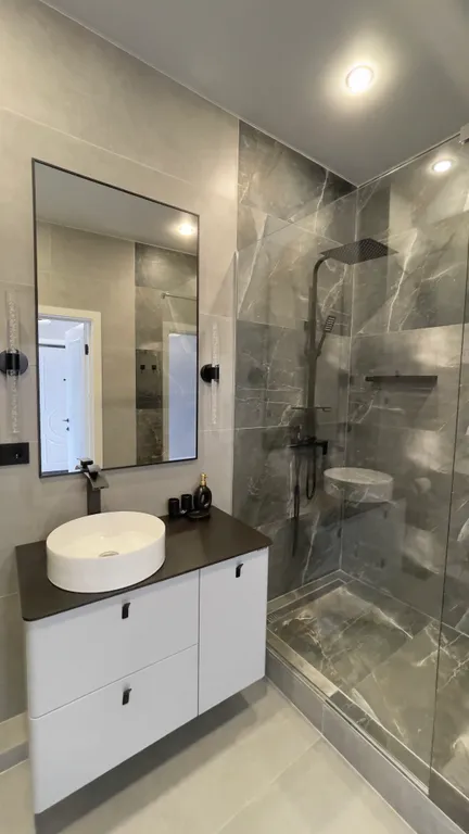 Квартира с красивым видом на море, 2 минуты до пляжа пешком