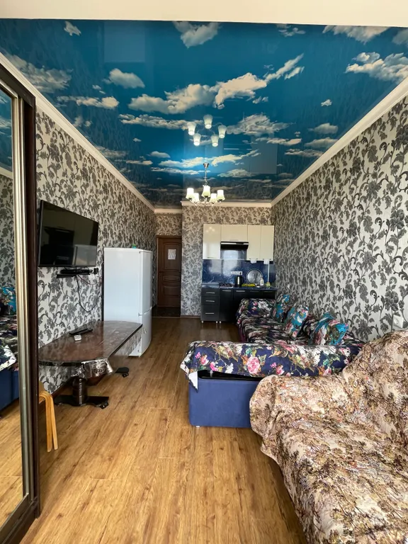 Студия с видом на море