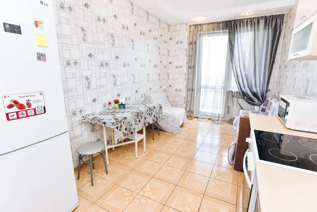 Квартира Квартира Большая двушка с выездом на екад во все стороны — Екатеринбург