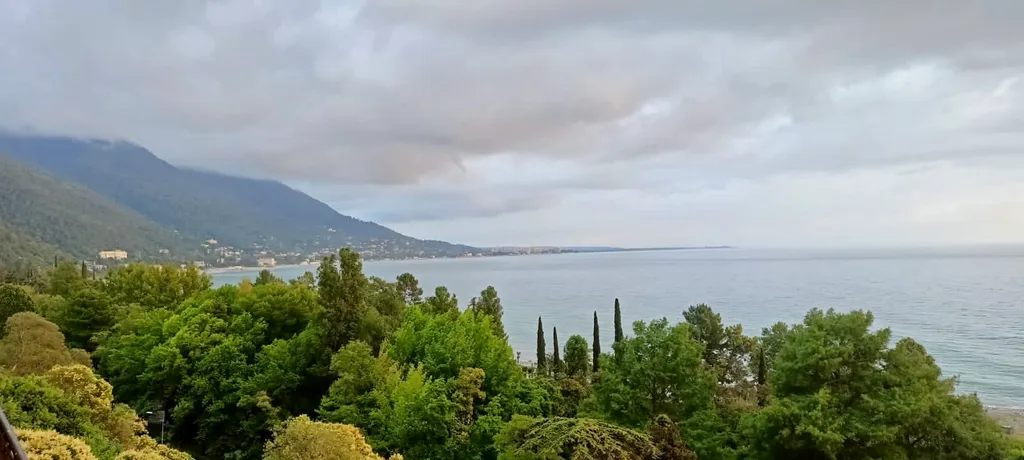 Коттедж Эко Дом — Гагра