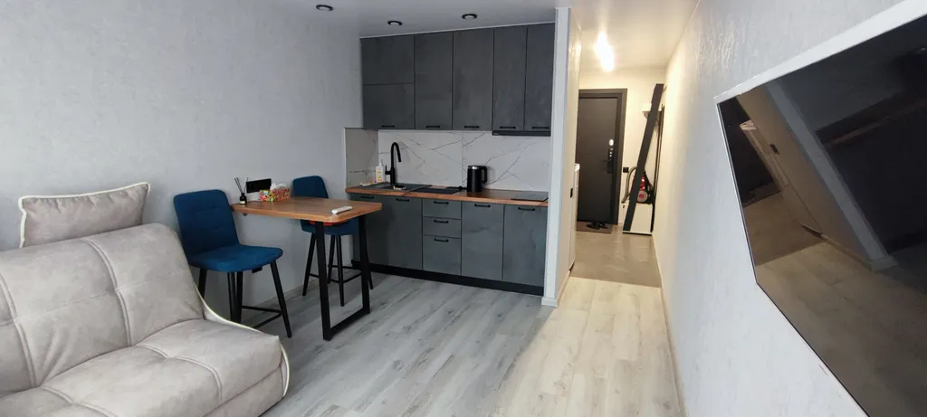 Квартира Гостинка в центре — аренда посуточно в Артём