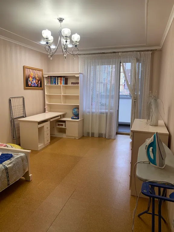 Квартира Трёхкомнатная квартира — Калининград