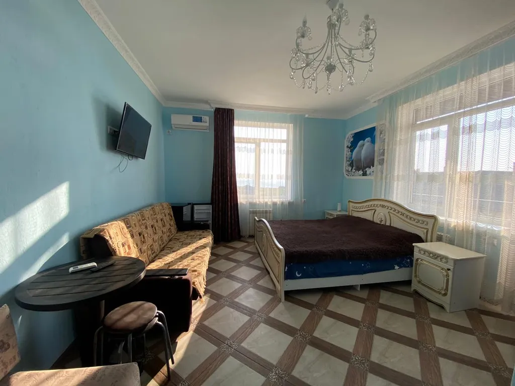 Квартира Апартаменты улучшенный Люкс с балконом с видом на море — Анапа