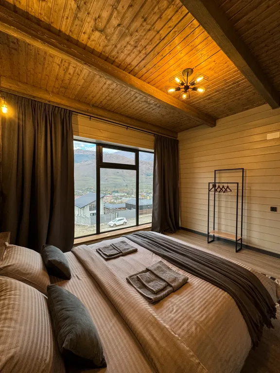 Дом с панорамным видом в горах Северной Осетии