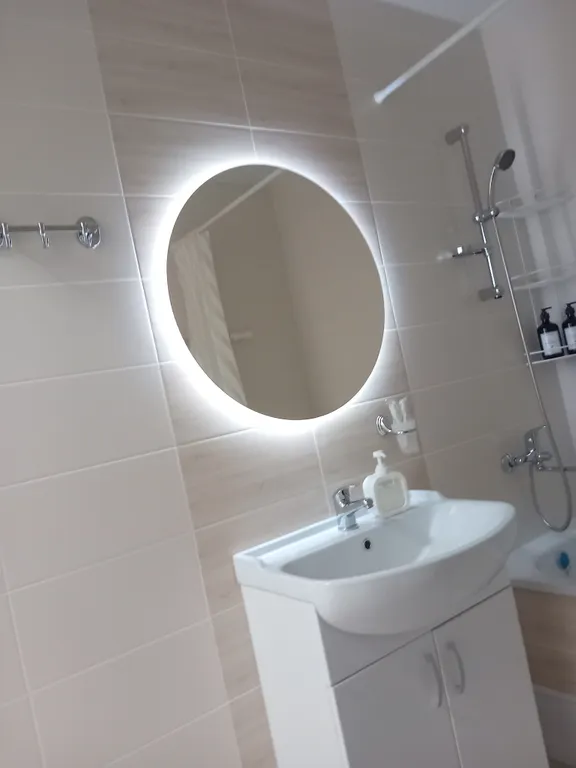 Чистая студия в ЖК Ежевика