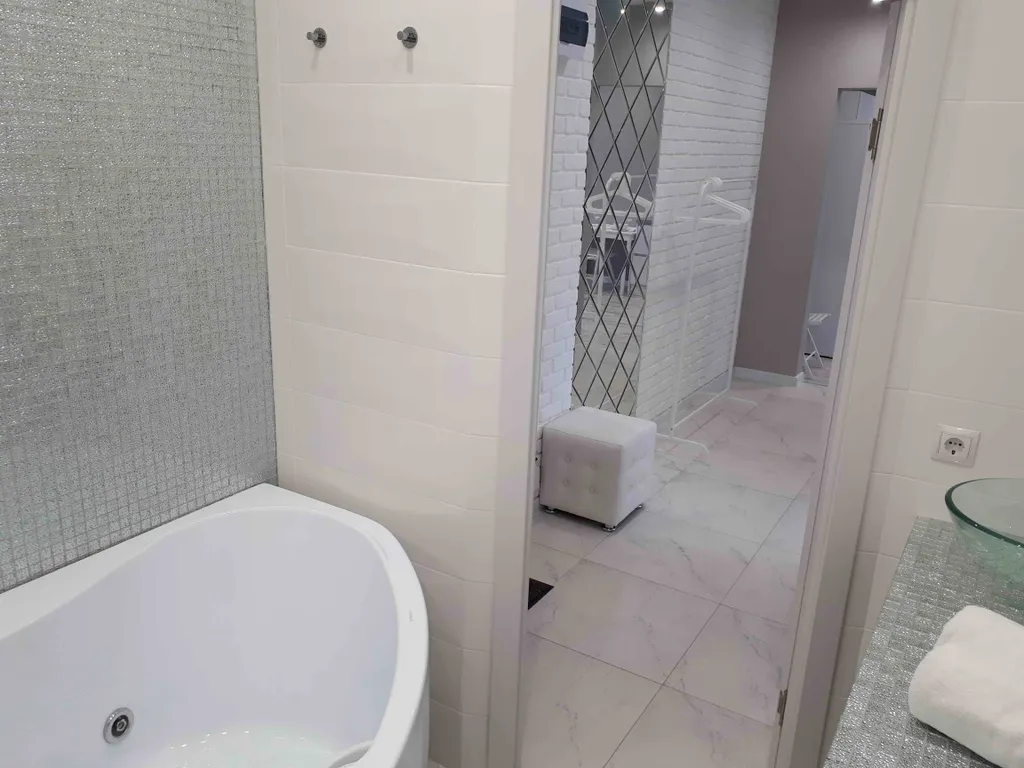 3-комнатная с джакузи