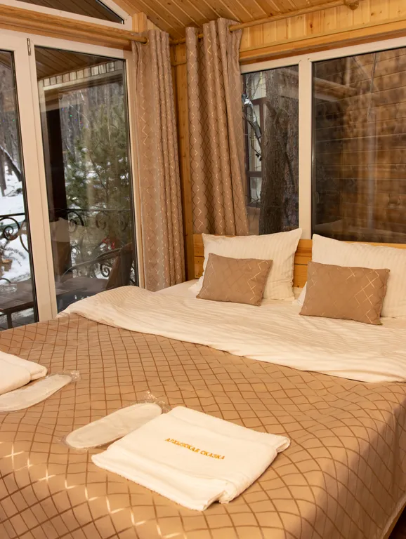 Уютный домик в чаще леса