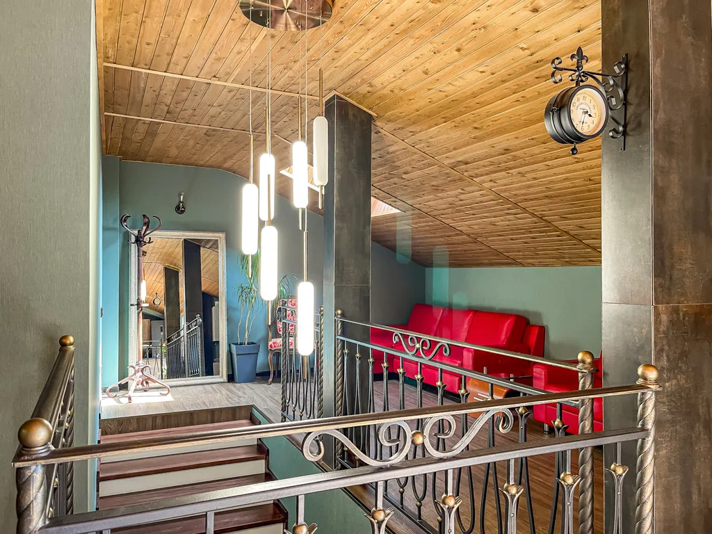 Мансарда с террасой в парке на Театральной площади