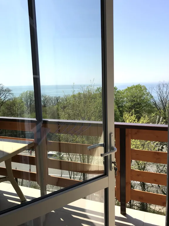 Двухместный номер-комфорт с балконом и видом на море