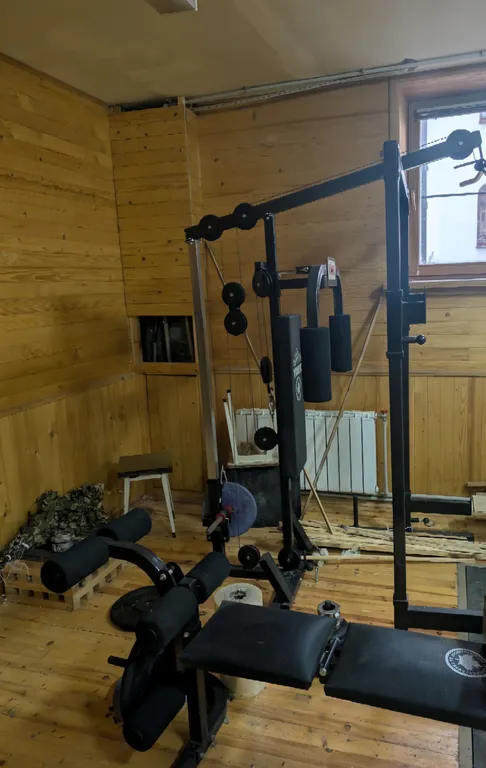 Коттедж с сауной, бассейном и бильярдом в 10 минутах от Минска