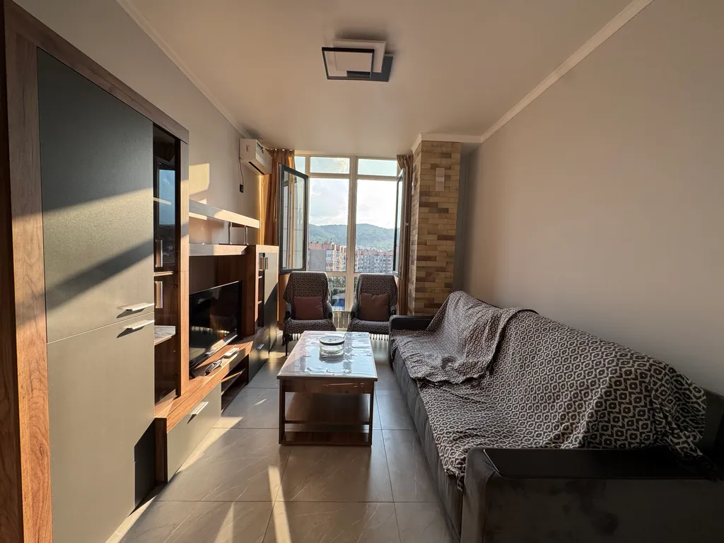 Двух комнатная квартира на Горной