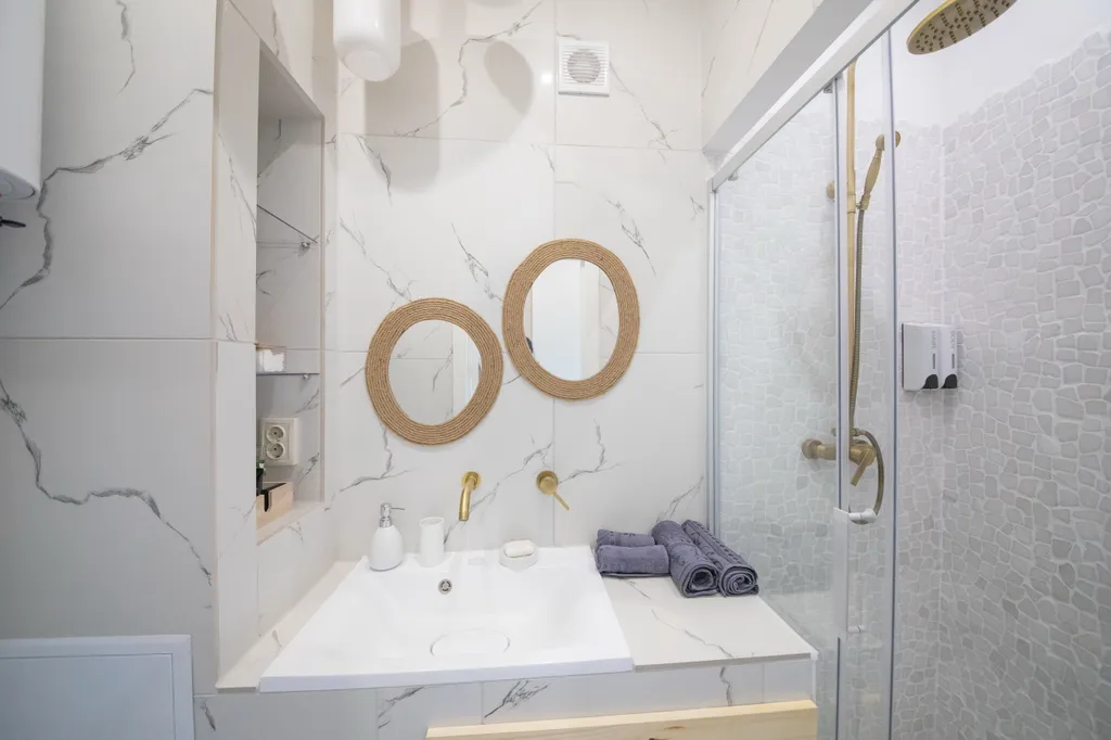 Студия с видом на Волгу в центре