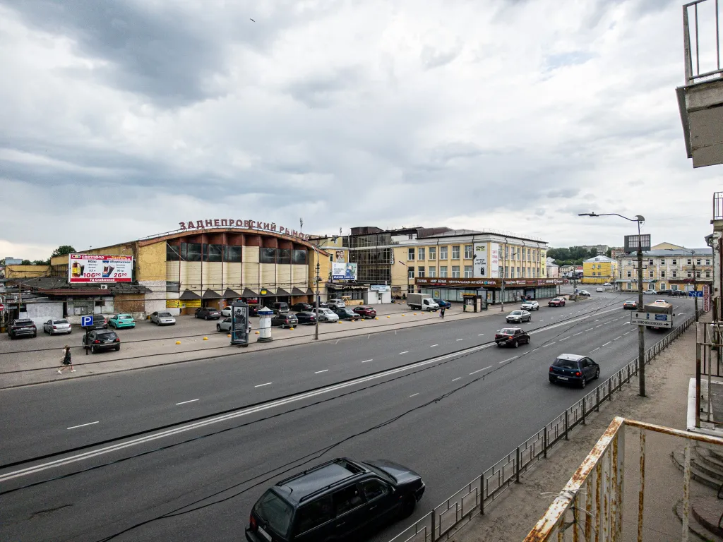 Большая квартира с видом на Крепостную стену и Успенский собор