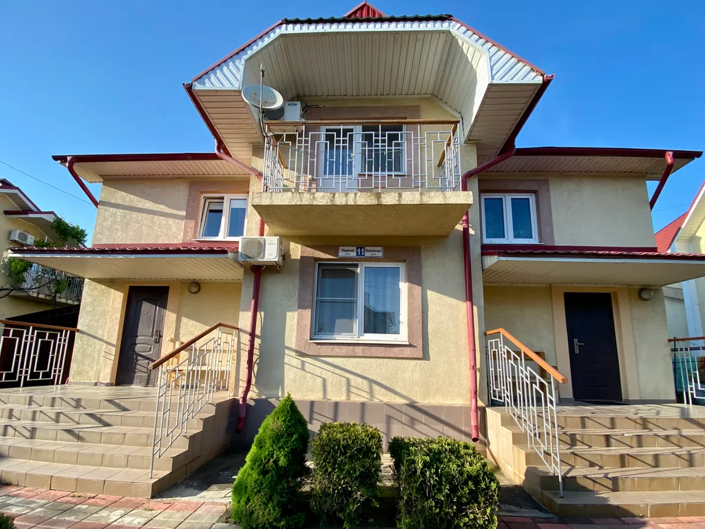 Коттедж 4-комнатный Дом — аренда посуточно в Сириус