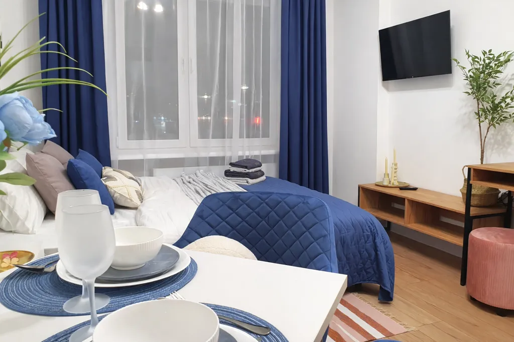 LanaRoom Новая студия с широкой кроватью