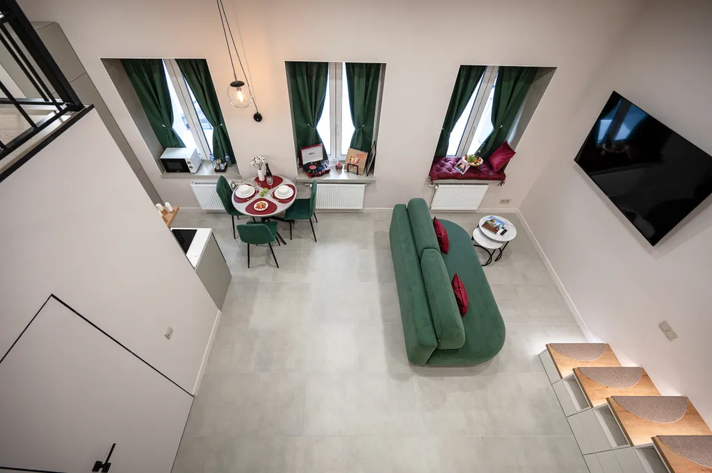 Дизайнерская мансарда Green Attic с кондиционером у Невского проспекта