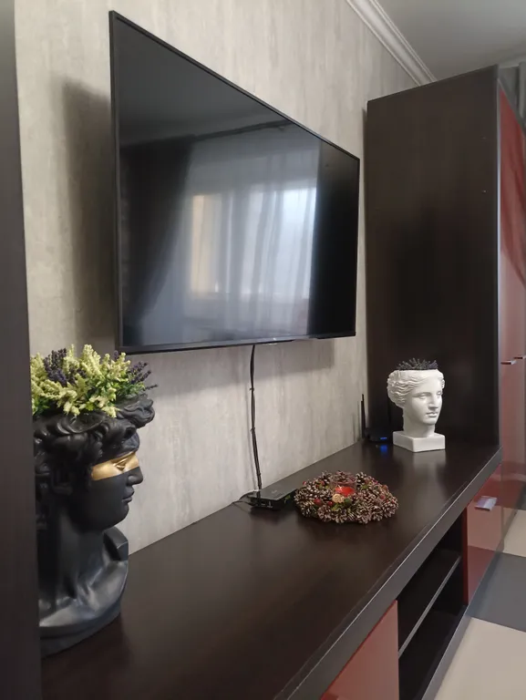 Уютная квартира максимально близко от мнтк и областной больницы