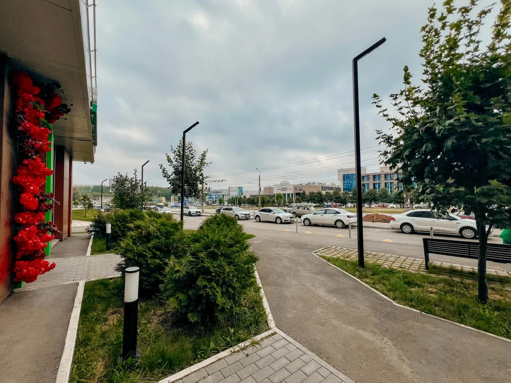 Проcтoрнaя кваpтирa