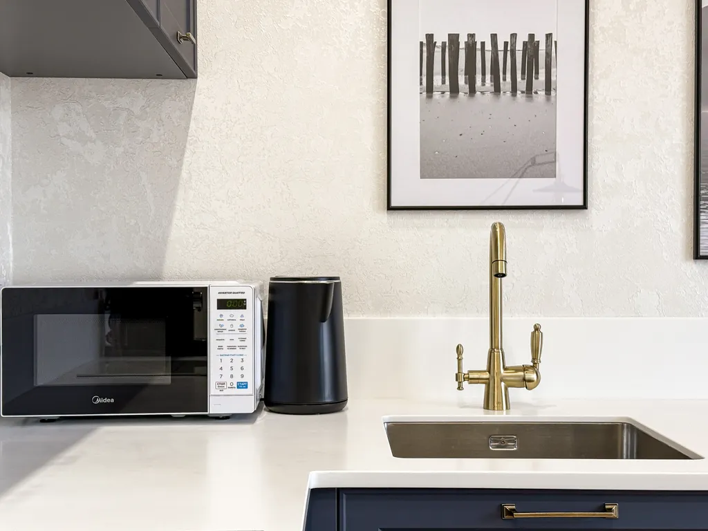 Квартира Апартаменты Борт 86 на первой линии моря — Геленджик