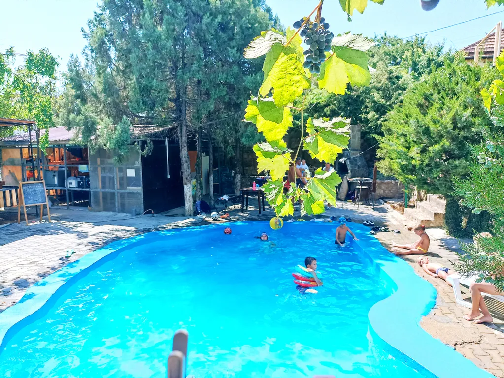 Коттедж Домик с балконом вид на море — Севастополь