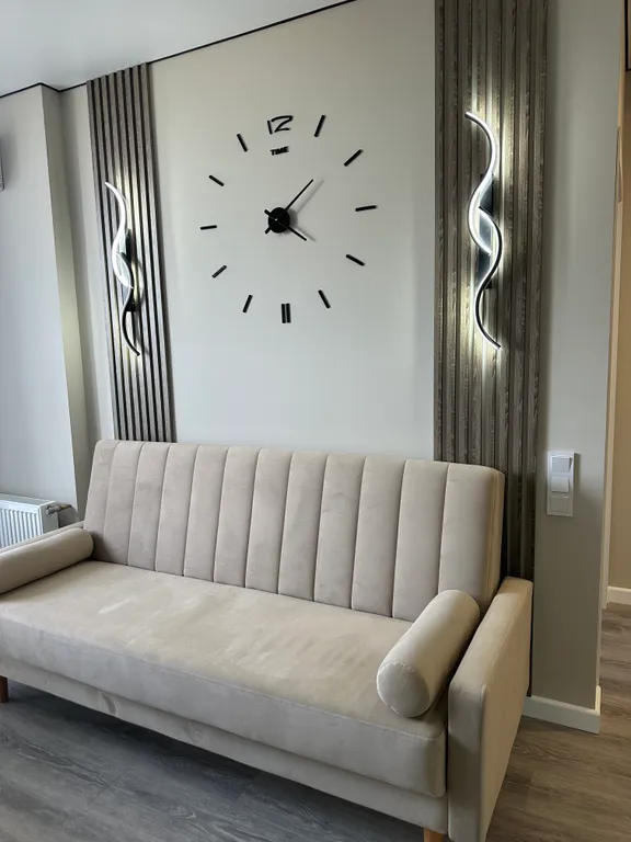 Уютная квартира в новом комплексе с дизайнерским ремонтом