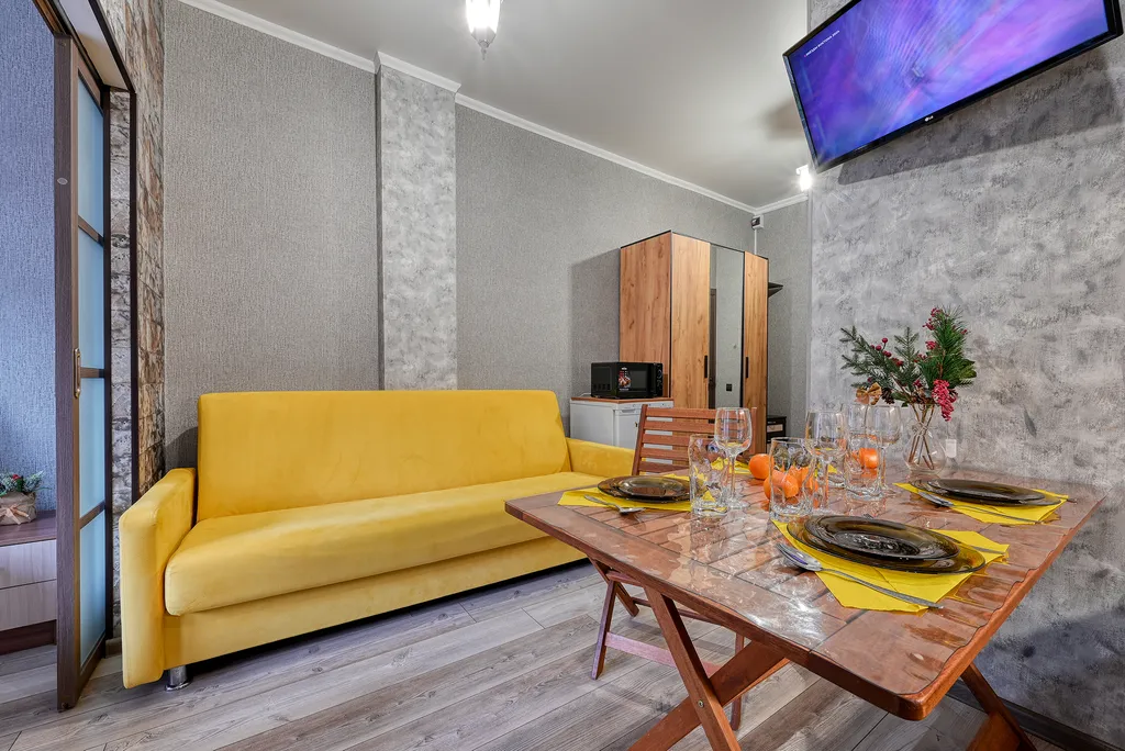 Квартира с отдельной спальней и видом на горы Я на Море