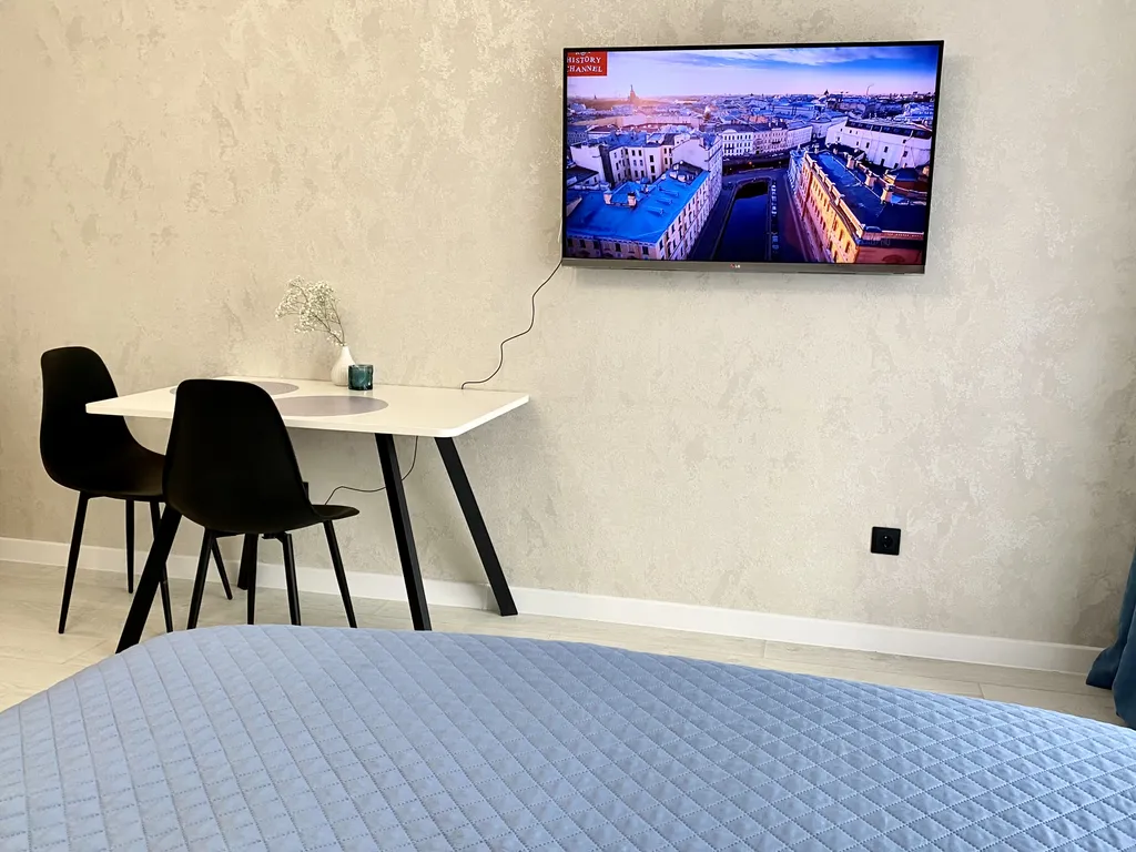 Квартира Квартира Шикарная студия с большим ТВ и панорамными окнами — Шушары