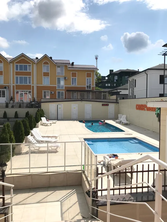 Студия с верандой и бассейном на территории комплекса