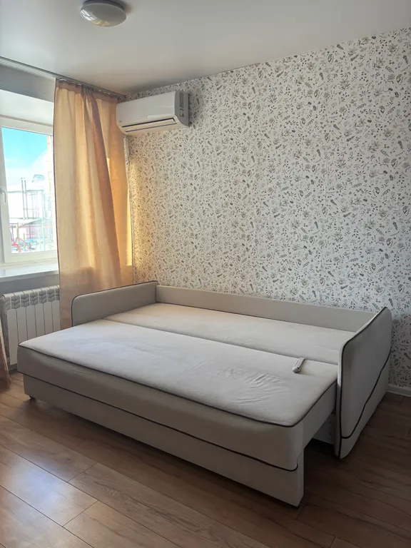 1-комнатная квартира рядом с КГЦО и МНТК