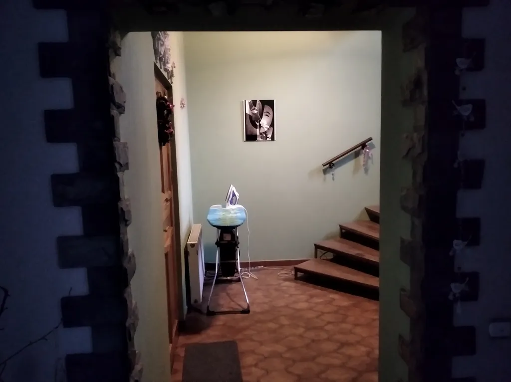 Квартира отдельная на первом этаже частного дома