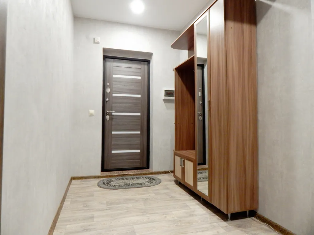 Евродвушка с панорамным остеклением рядом с зоопарком