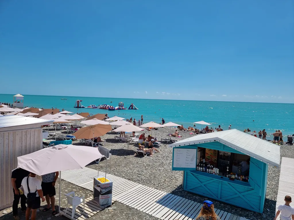 На самом берегу моря квартира для Вашей семьи