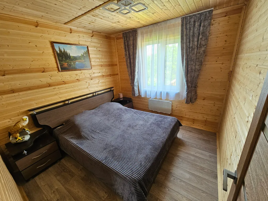 Уютный эко-дом у горы