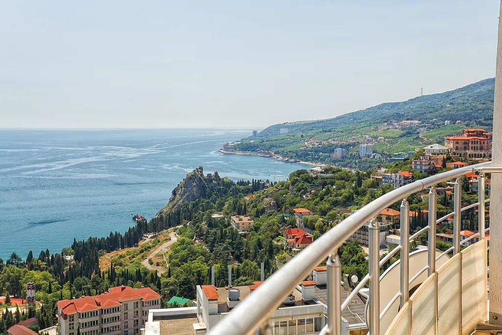 Суперпанорамная квартира в ЖК Белый дом