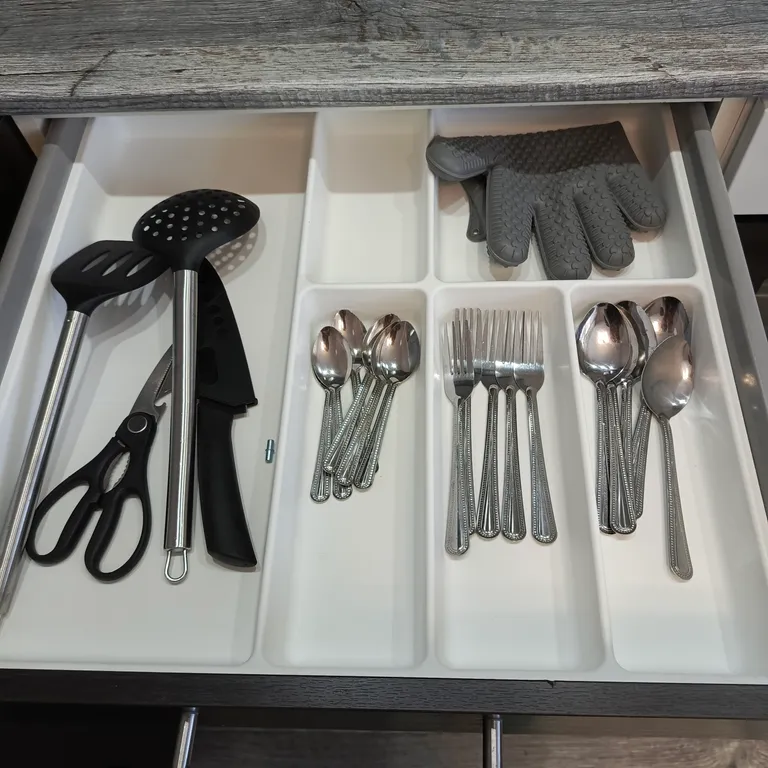 Комфортабельная квартира со свежим ремонтом рядом с метро