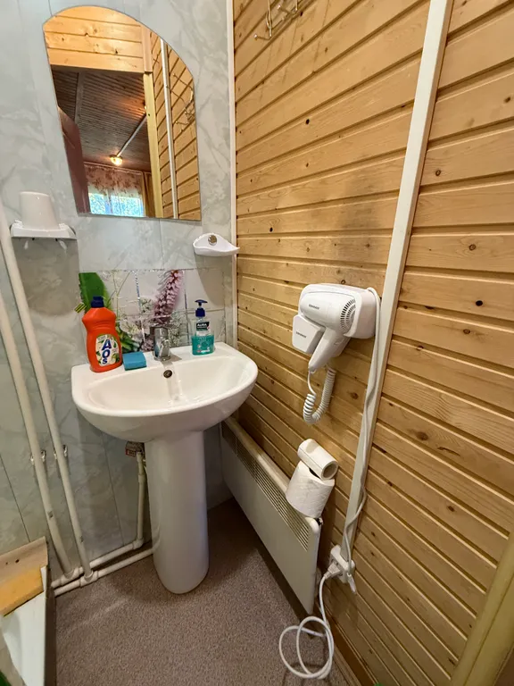 Квартира Жилая комната с двумя односпальными кроватями — Апшеронск