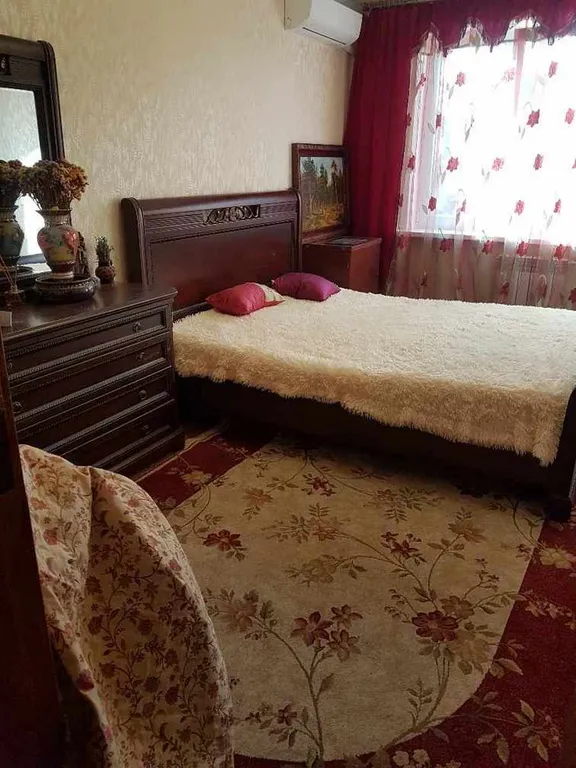 3-комнатная Квартира — аренда посуточно в Алушта