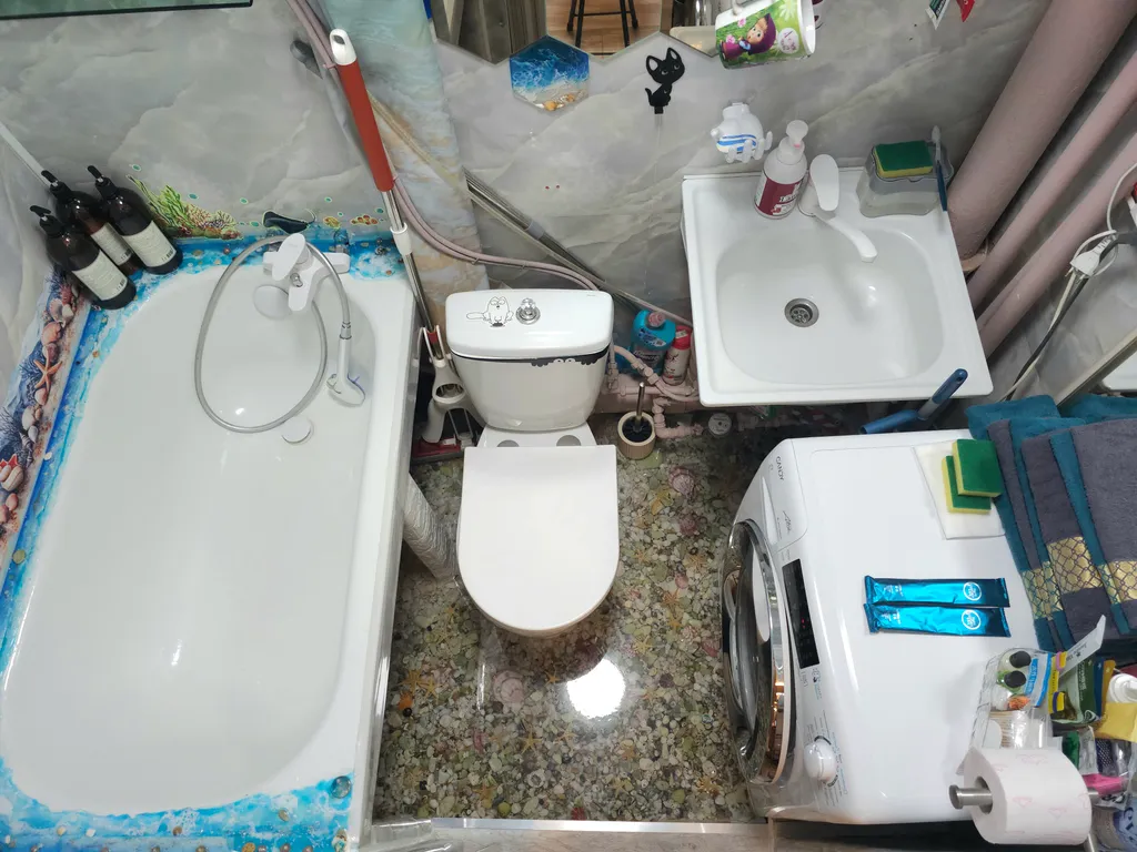 Студия почти в центре, рядом с Золотым мостом, Китайским консульством, фуникулером